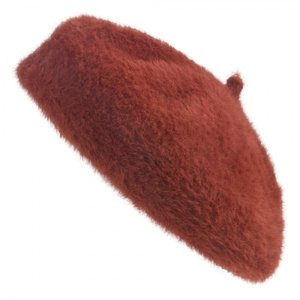 Hnědý chlupatý dětský baret – 23x3 cm